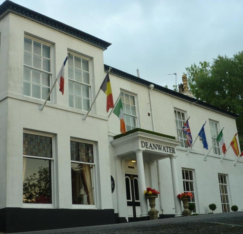 Deanwater Hotel Wilmslow Bagian luar foto