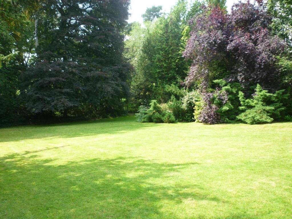 Deanwater Hotel Wilmslow Bagian luar foto