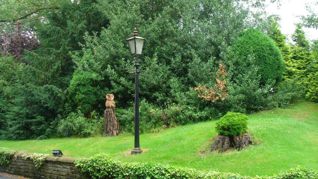 Deanwater Hotel Wilmslow Bagian luar foto